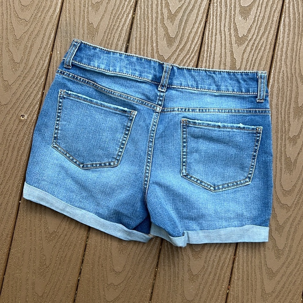 Time and true cuffed jeans, shorts SZ 4 - Picture 3 of 6